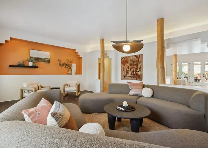 Serene Heated Pool & Games *