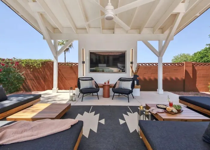 Serene Heated Pool & Games * Phoenix